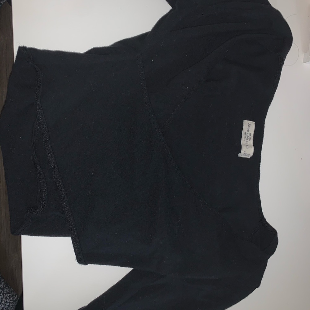 Black Abercrombie criss cross crop top